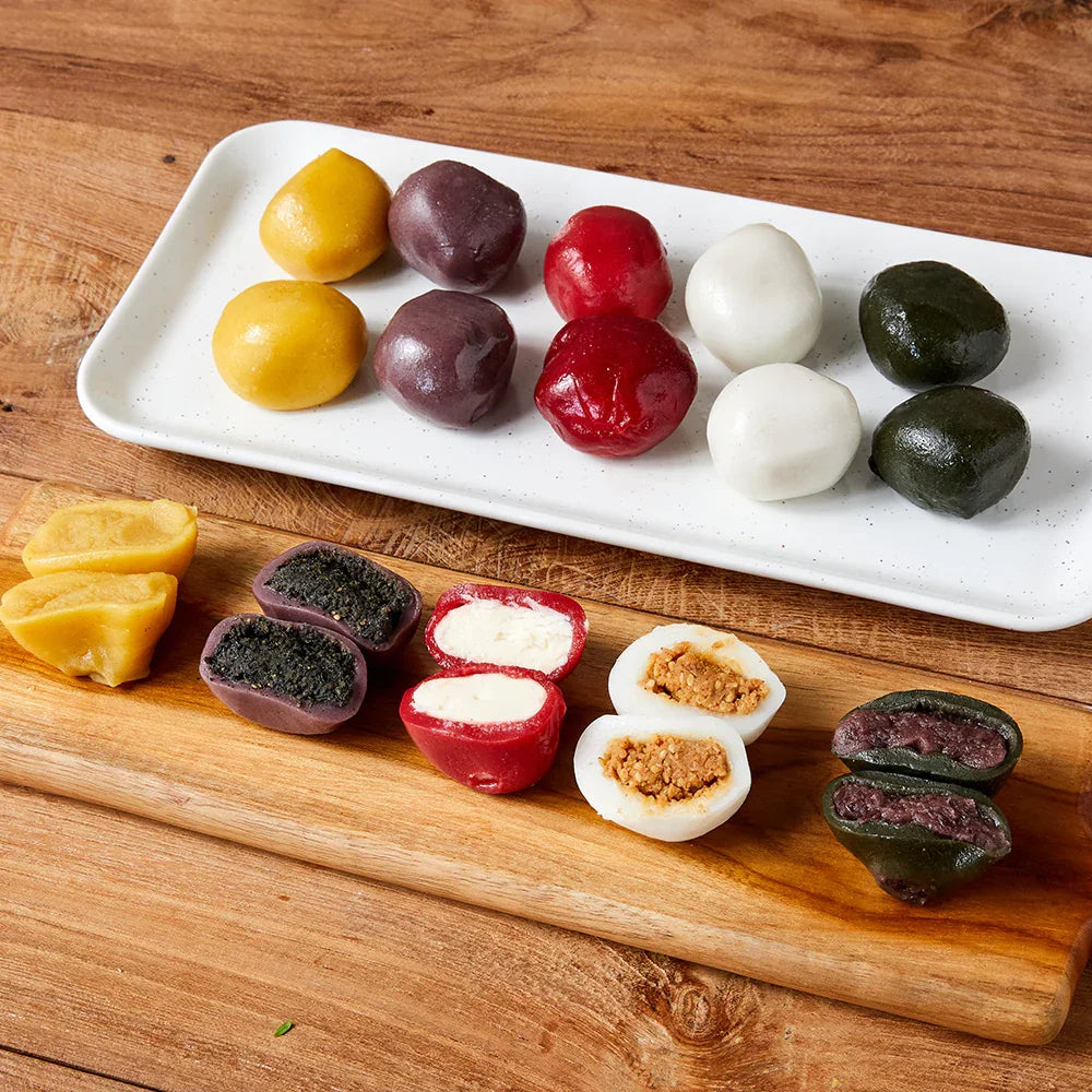 Oho O-Saek-Al-Kool-Tteok(5-colored Honey Filled Rice Cake)