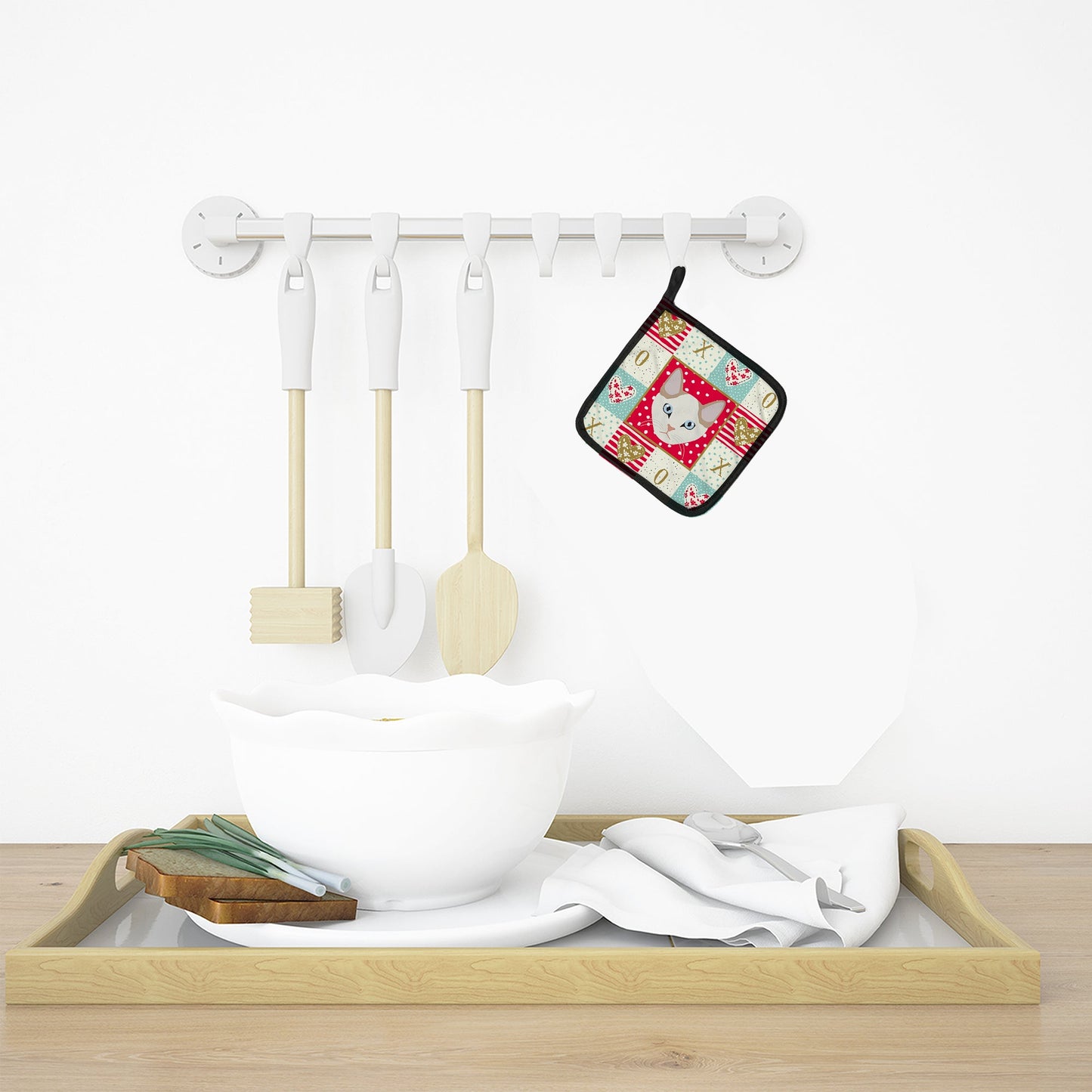 Korean Bobtail Cat Love Pot Holders - Set of 2 - Heat-Resistant Kitchen Essentials CK5125PTHD
