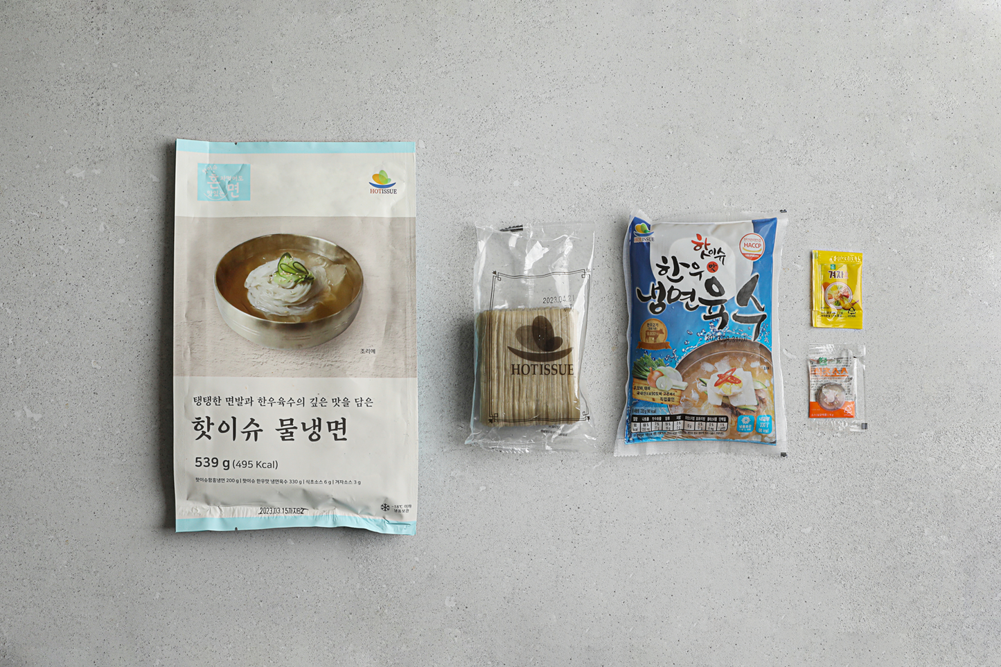 Hot Issue Mul Naengmyeon (Cold Buckwheat Noodles)