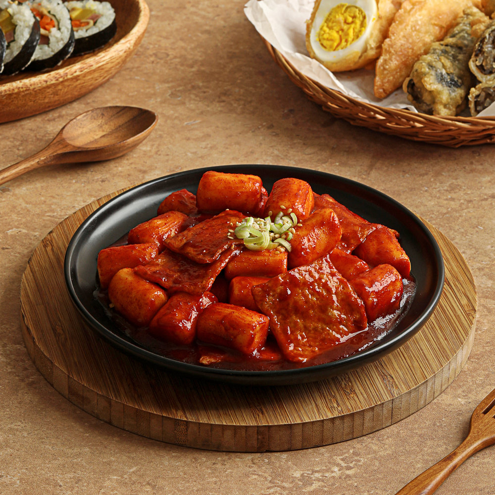 Geummiok Ssal Tteokbokki (Spicy Rice Cake)