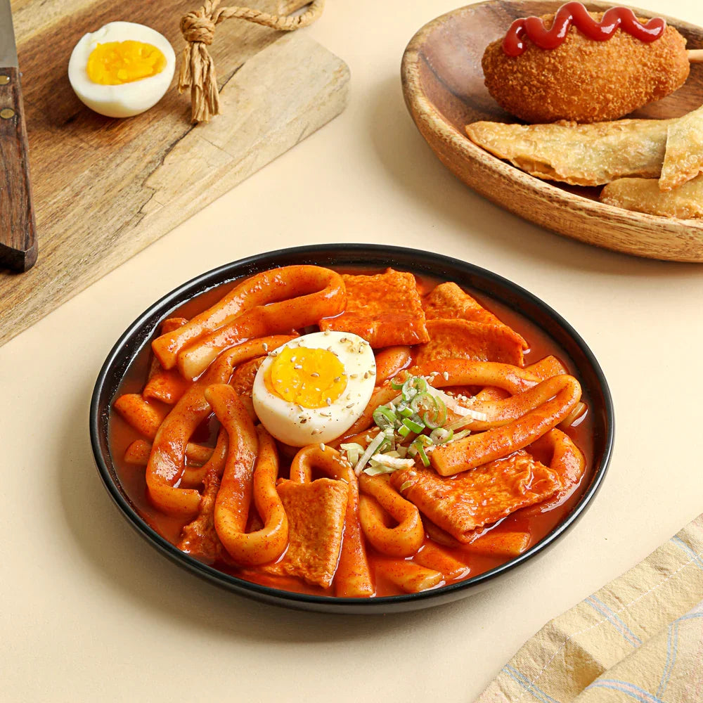 Dookki Tteokbokki (Spicy Rice Cakes)
