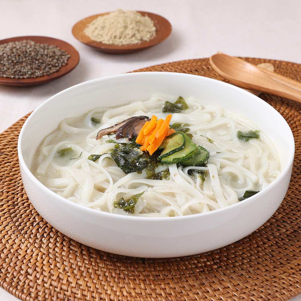 MiLoveYou Deulkae Kalguksu (Noodle Soup With Perilla Seeds)