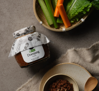 [Wangshin] Korean Traditional Country-Style Soybean Paste (Doenjang) (250g,8.82oz)