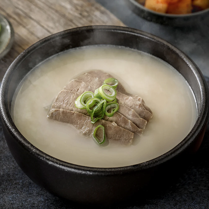 Seolleongtang (Ox Bone Soup)