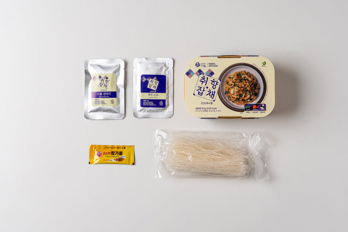 Damwoo Namul Japchae: Instant Korean Glass Noodles with Gondre (67g / 2.36oz) [담우] 취향 잡채- 곤드레 67g |