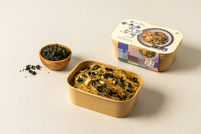 Damwoo Namul Japchae: Instant Korean Glass Noodles with Gondre (67g / 2.36oz) [담우] 취향 잡채- 곤드레 67g |
