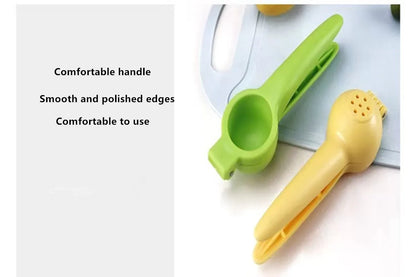 Portable and practical manual lemon juicer, kitchen tool manual orange juice juicer, mini juicer
