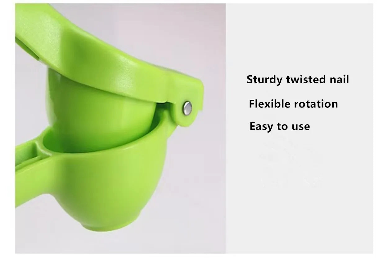 Portable and practical manual lemon juicer, kitchen tool manual orange juice juicer, mini juicer