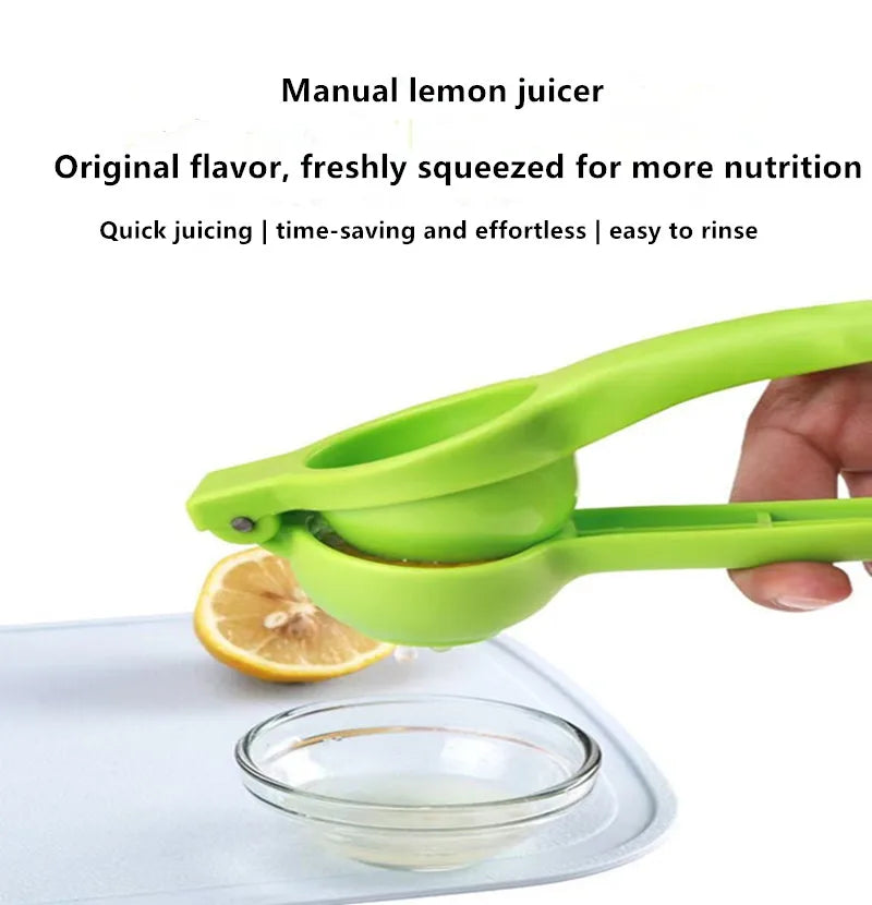 Portable and practical manual lemon juicer, kitchen tool manual orange juice juicer, mini juicer