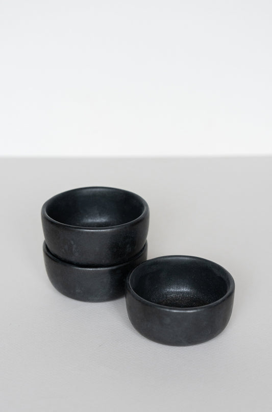 Black Matte Stoneware Pinch Bowl - MEALTONES
