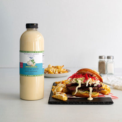 Avo Zingy Garlic Aioli Garnishing Squeeze - Quart