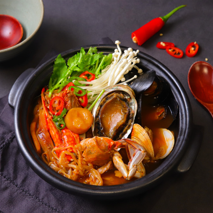 Chossijib Baeknyeon Haemul-tang (Seafood Stew)
