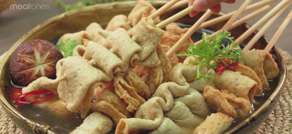 Addal Busan Kkochi Eomuktang (Skewered Fish Cake Soup)